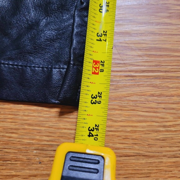 Blank NYC Women's Vegan/Faux Leather Bell Bottom Pants Black Size 24 - Picture 7 of 12